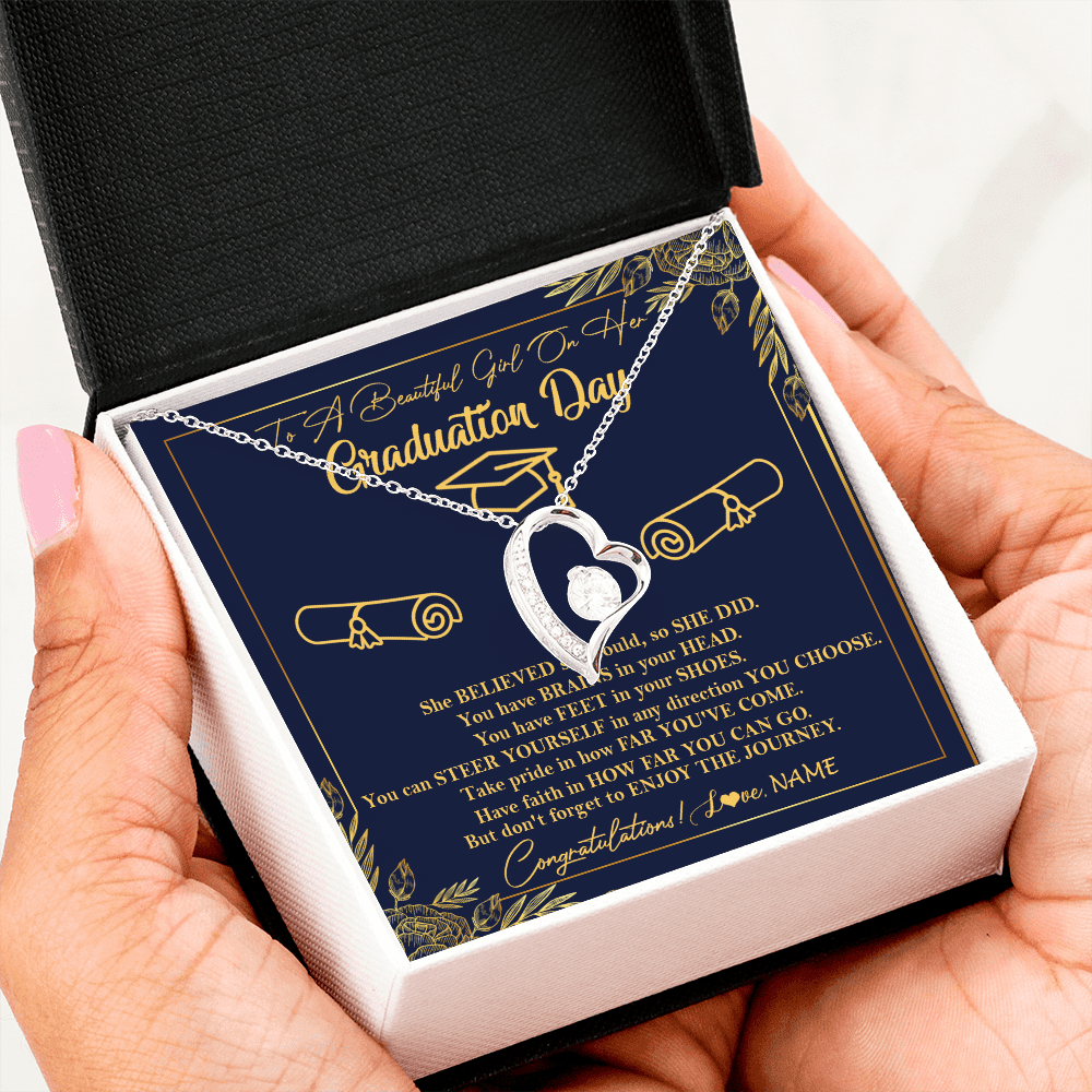 Personalized To A Beautiful Women On Her Graduation Day Necklace Class of 2024 For Daughter Granddaughter Sister Jewelry Customized Gift Box Message Card